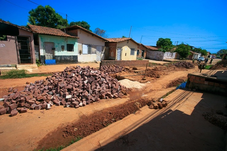 Obras em Timon