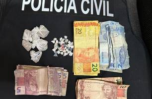 Material apreendido pela polícia (Foto: Reprodução)
