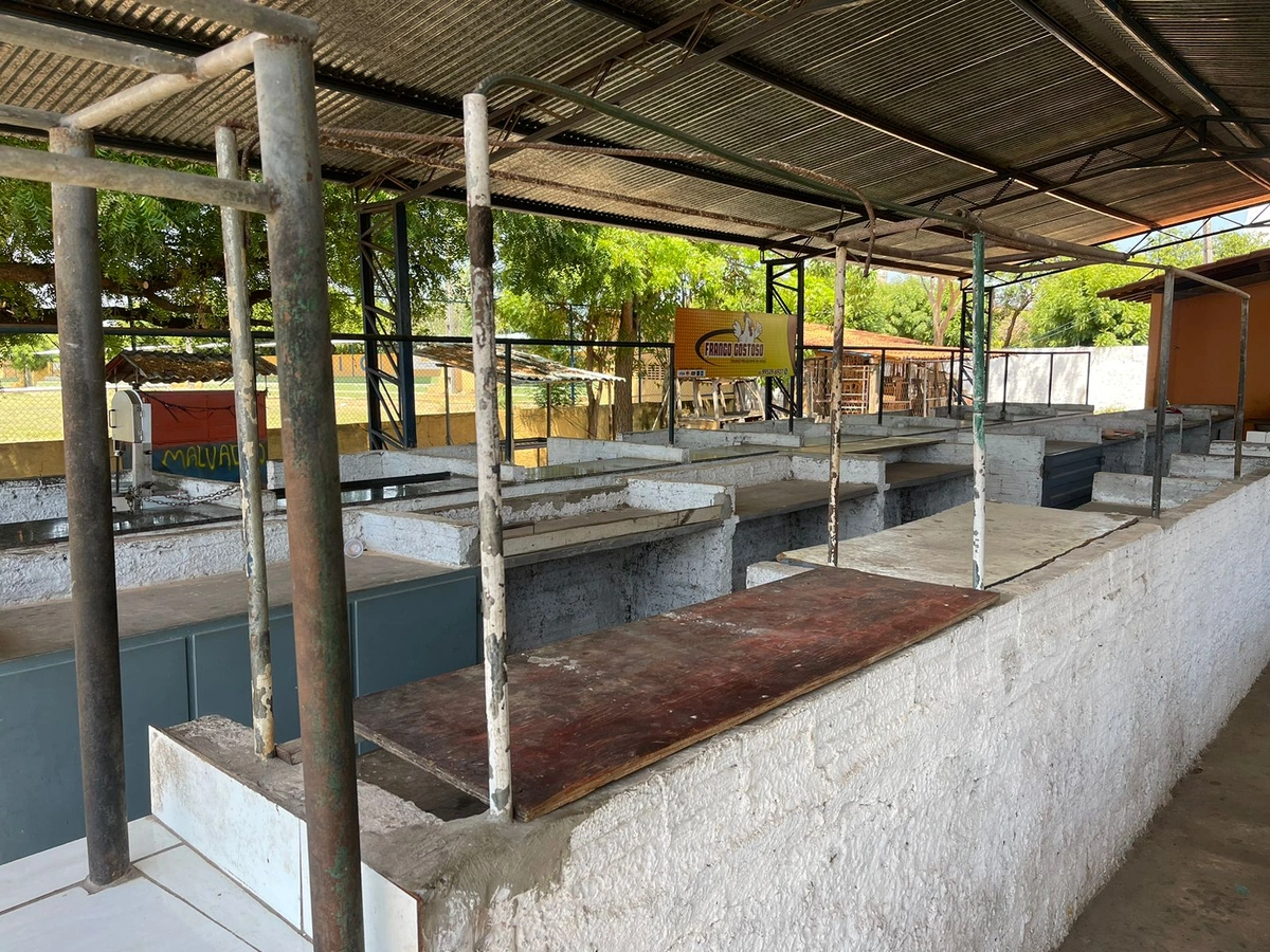 Obra abandonada do Mercado do Renascença II