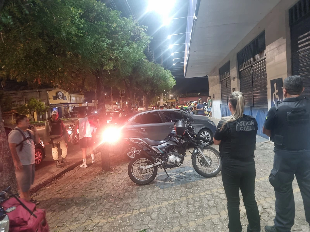 Polícia prende 15 pessoas durante blitzen em Teresina e na cidade de Luzilândia