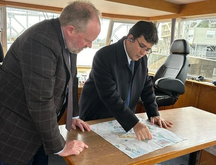 Rafael conhece porto na Bélgica que pode receber produtos exportados do Porto de Luís Correia