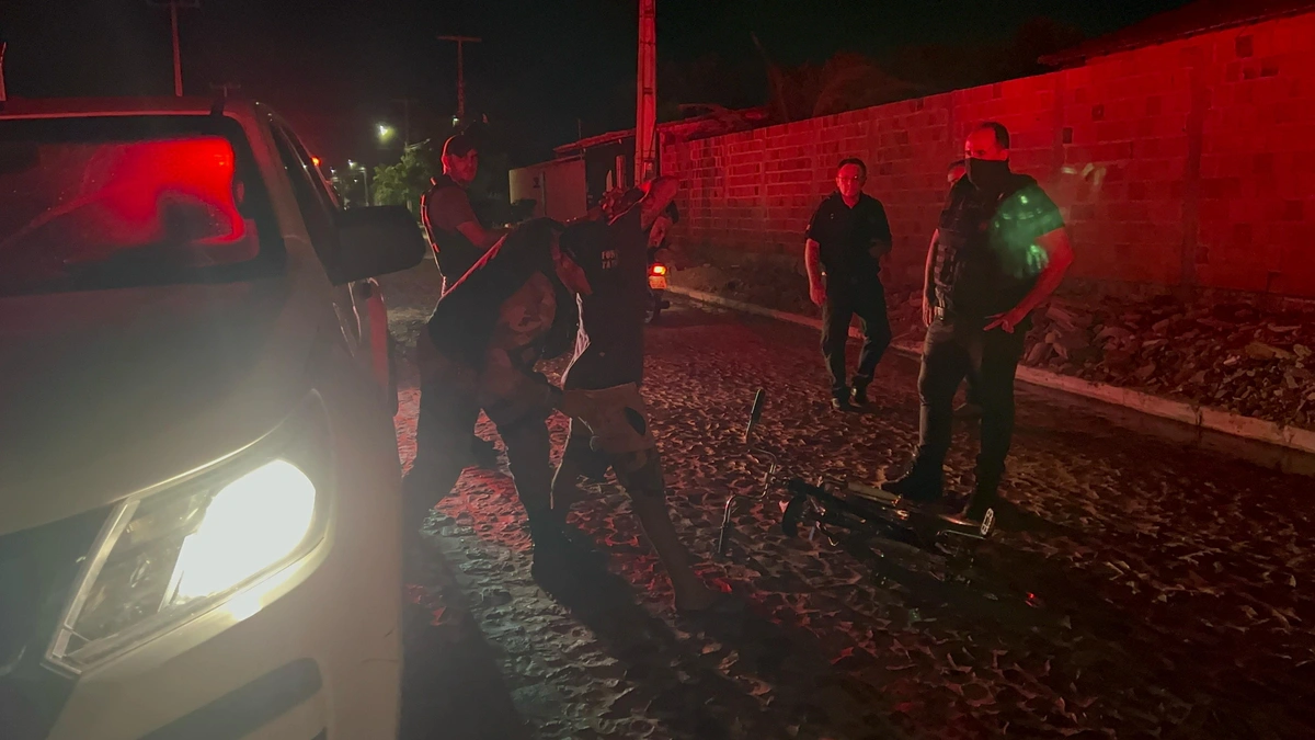 Cerca de 40 policiais participaram da operação Silêncio e Paz em Parnaíba