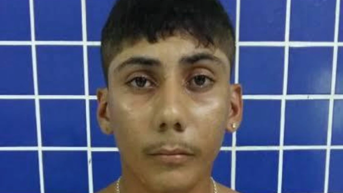 Cleber Emanuel de Oliveira Campos, 24 anos