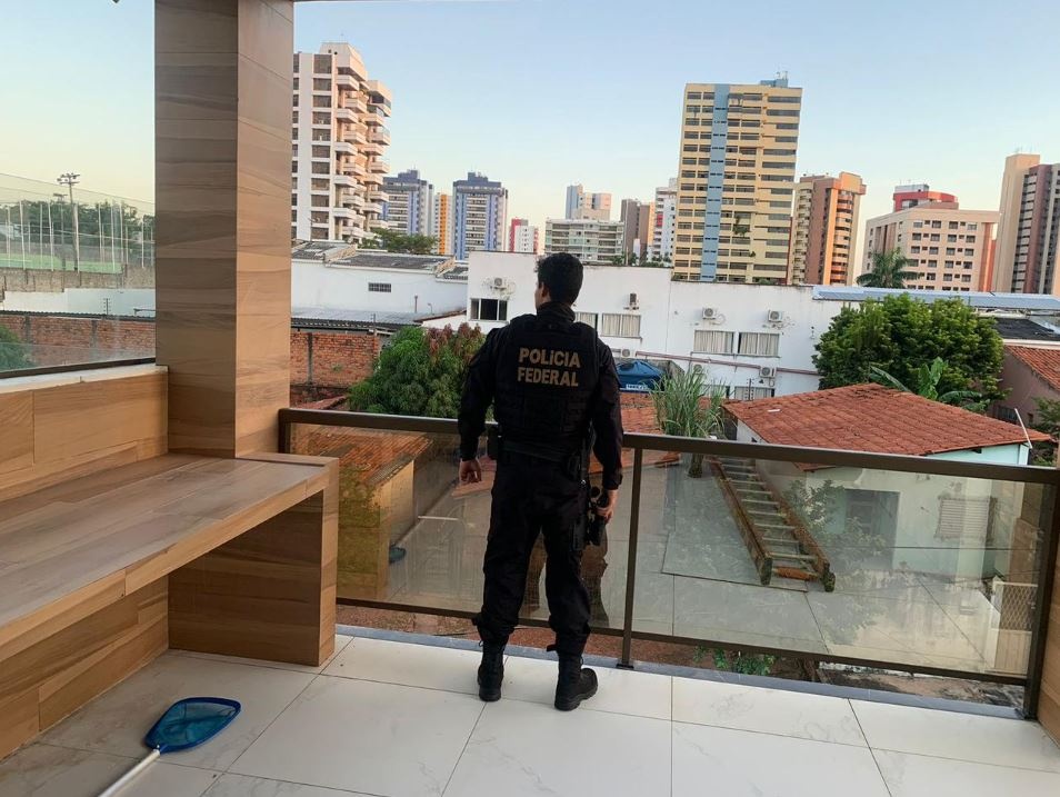 PF mira falsificação de diplomas em Teresina