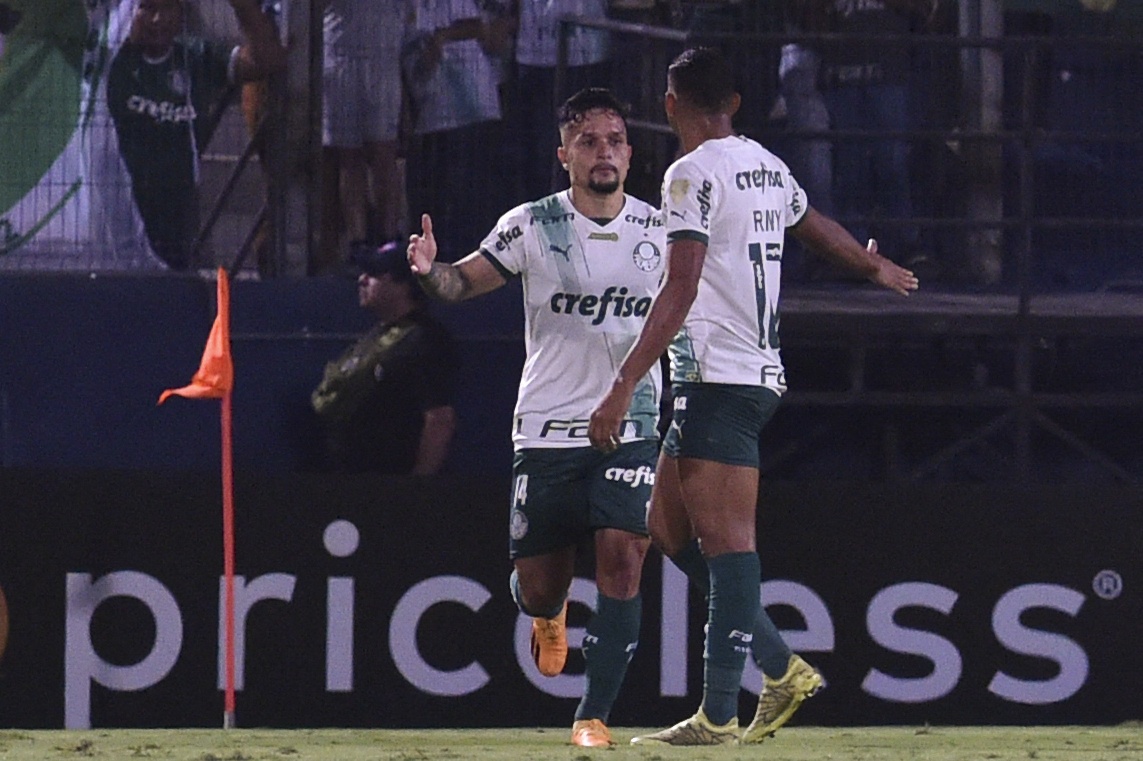 Vitória do Palmeiras por 3 a 0