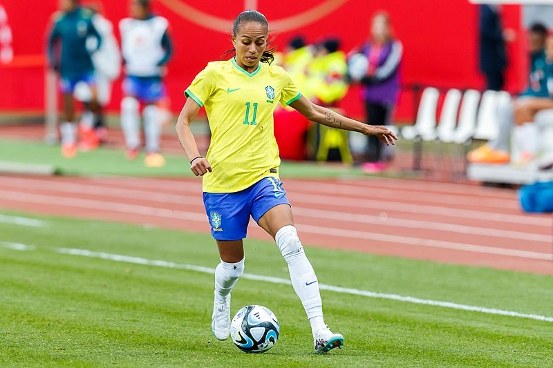 Adriana Leal é convocada pela Seleção Brasileira de Futebol Feminino