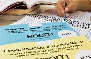 Cadernos do Enem (Foto: Reprodução)