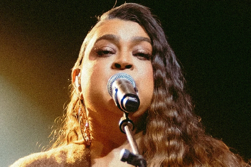 Cantora Preta Gil em show da turnê "Nós a Gente"