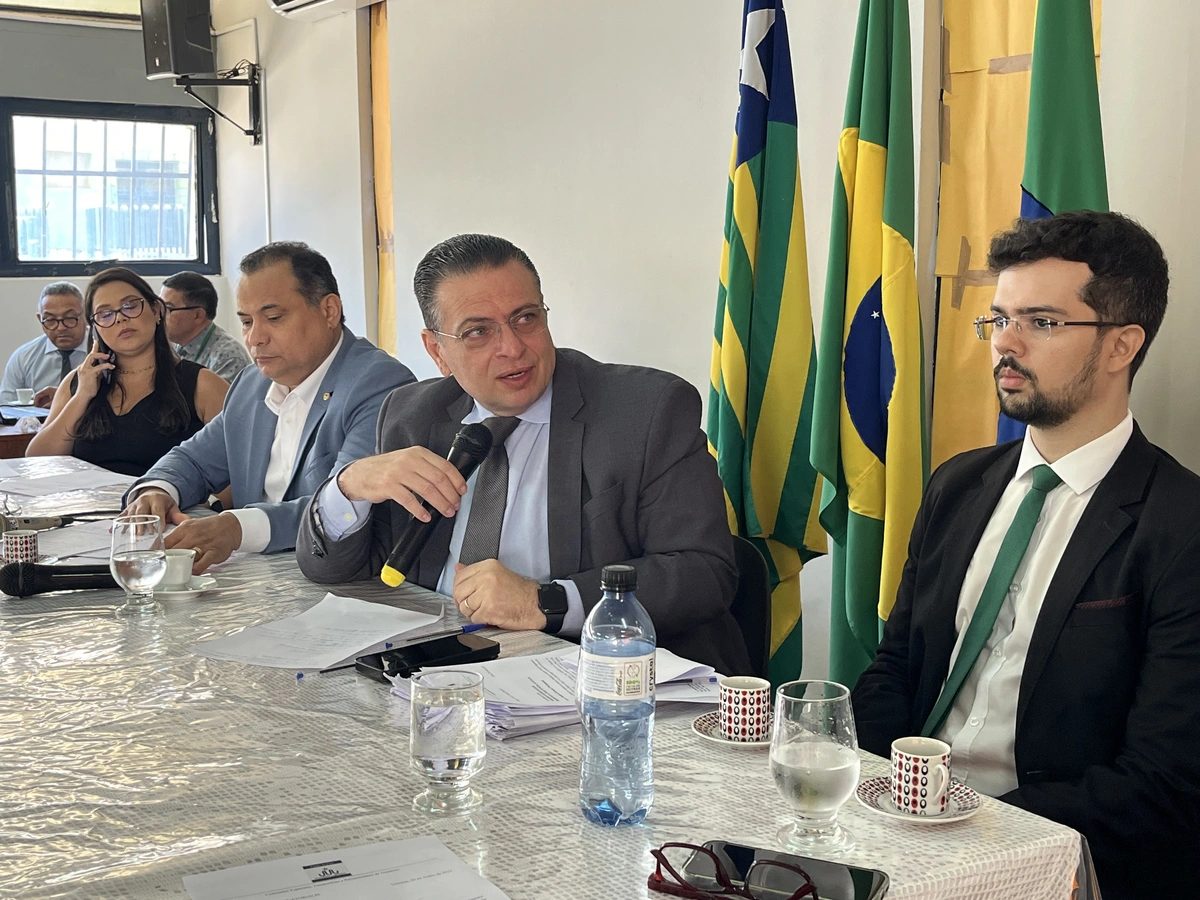 Deputados Evaldo Gomes e Gessivaldo Isaías