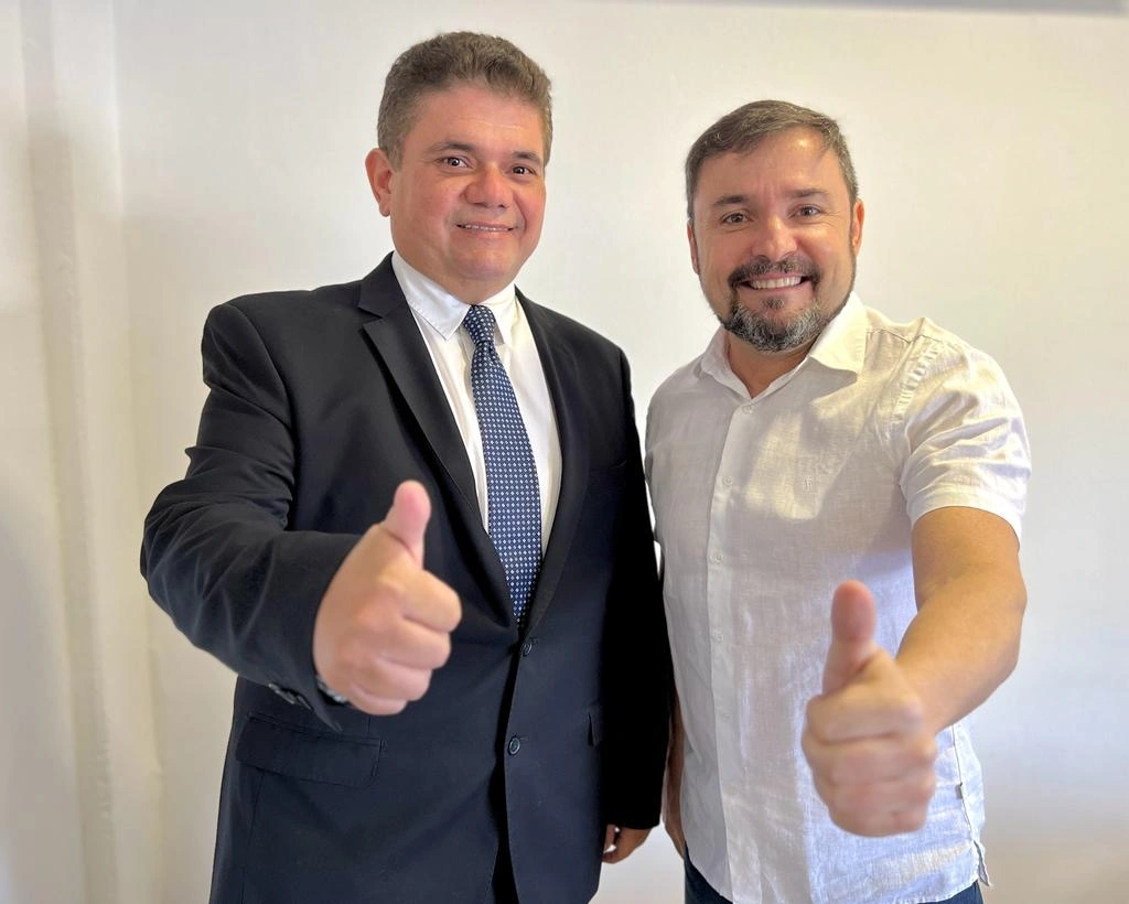Fábio novo à direita