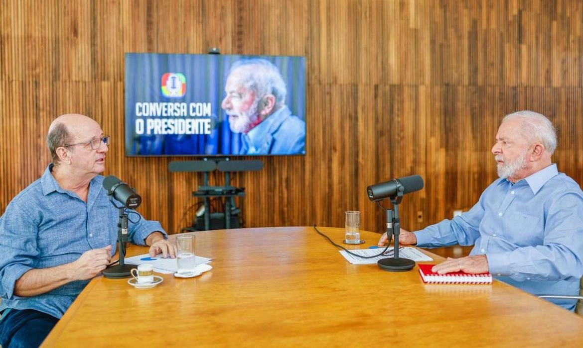No programa com transmissão pela internet Conversa com o Presidente