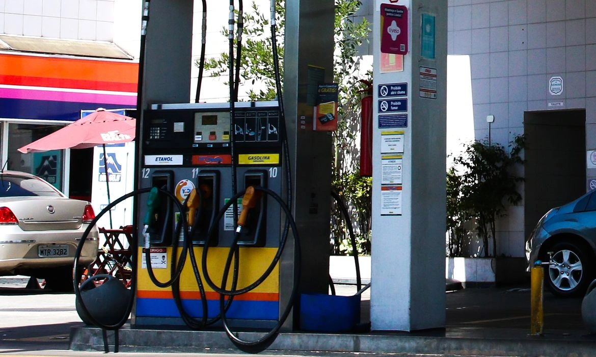 Redução nos preços da gasolina