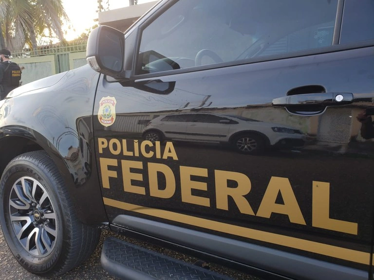 Viatura da Polícia Federal (PF)