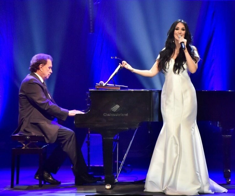 Cantora Maiana Elali e maestro Eduardo Lages se apresentam no Piauí com espetáculo que apresenta canções de Roberto Carlos