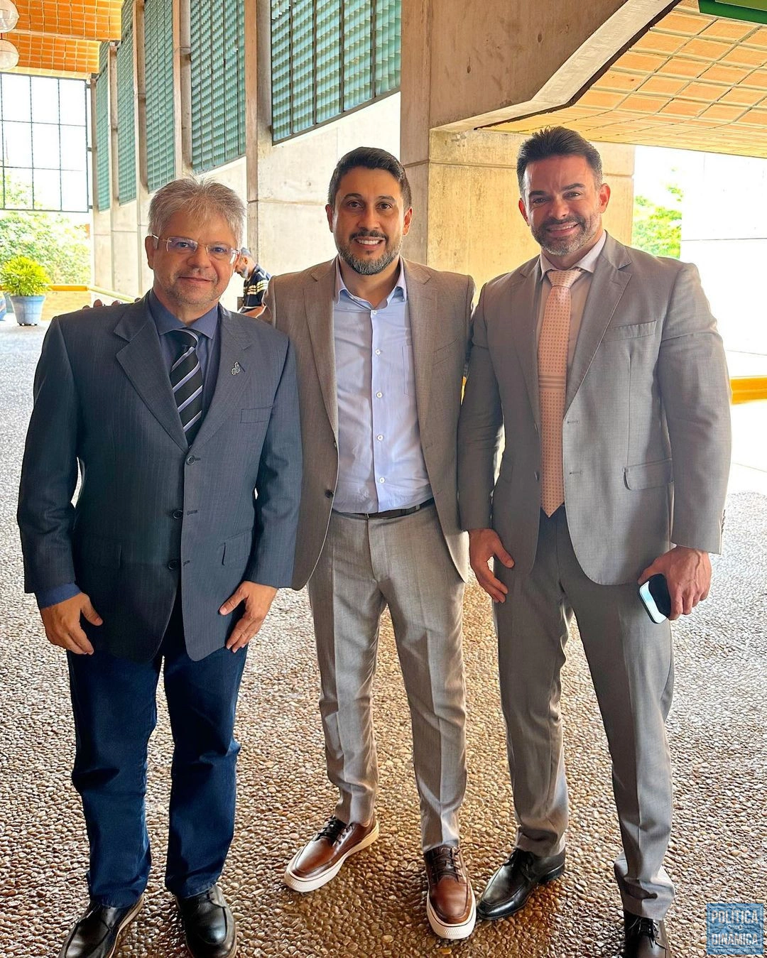 Da esquerda para a direita: deputado estadual Gustavo Neiva, Telmo Neves e o deputado estadual B.Sá na Alepi