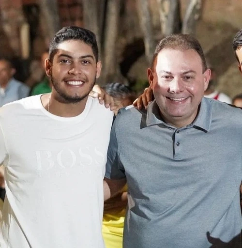 Da esquerda para a direita: Samuel Alencar e Jeová Alencar