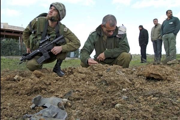 Foguetes são lançados a partir do Líbano e provocam ataque israelense