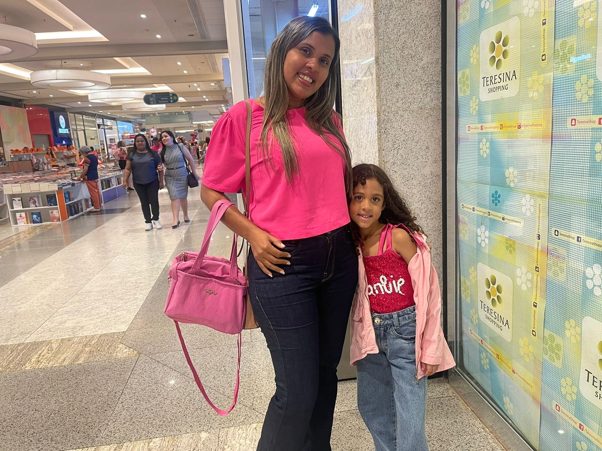 Júlia e sua mãe não encontraram ingressos