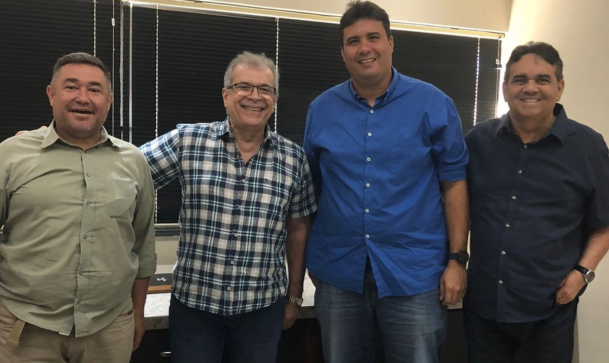 JVC recebe novos dirigentes do Partido Liberal em busca de viabilizar a oposição em Teresina
