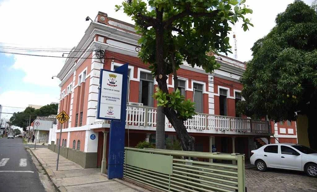 Secretaria Municipal de Educação (Semec)