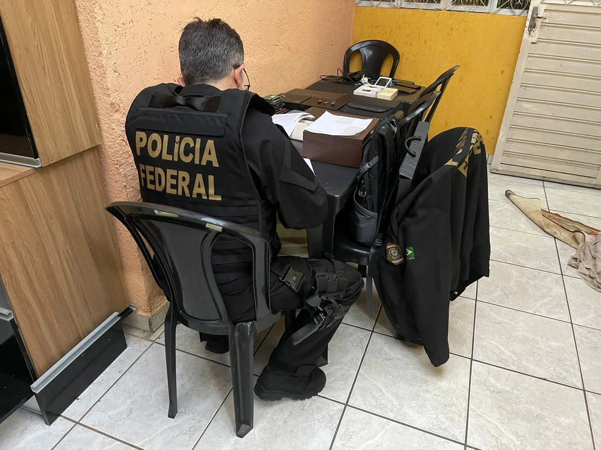 Vários mandados cumpridos