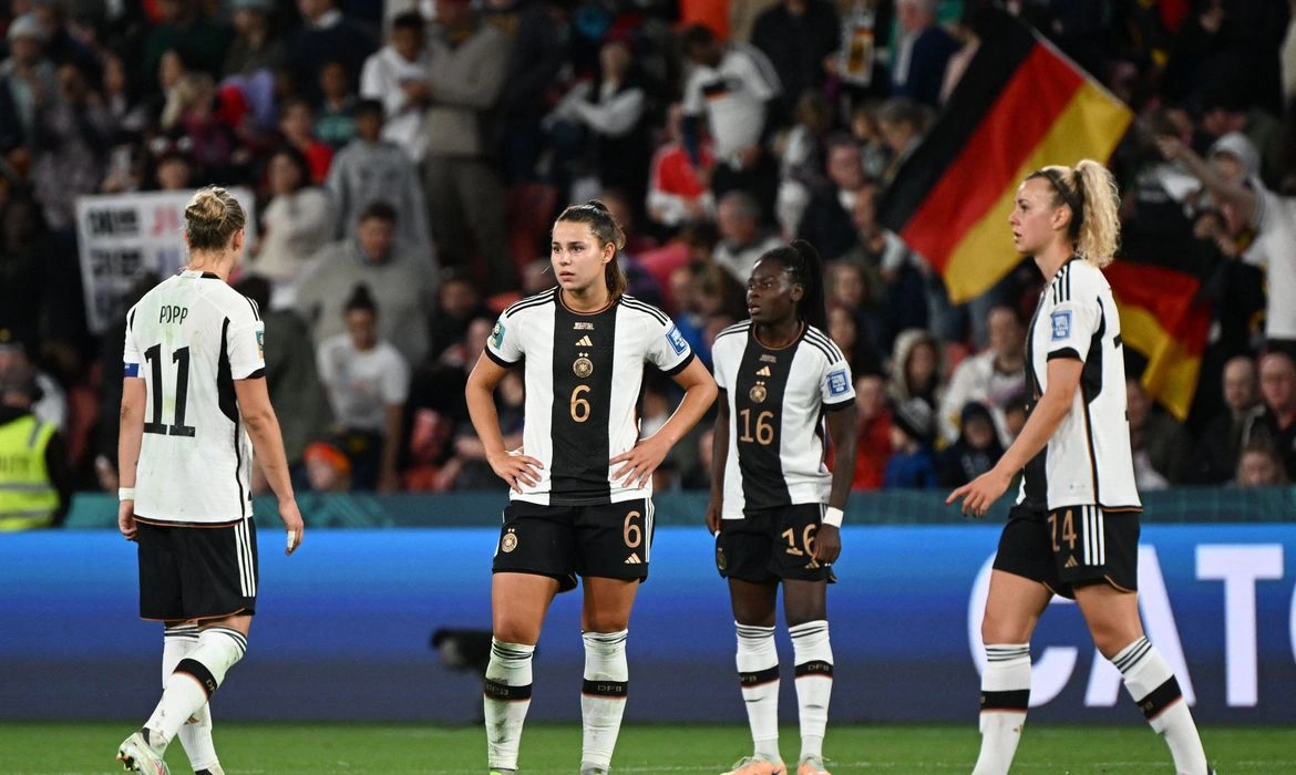 Alemanha é eliminada da Copa ao empatar com sul-coreanas