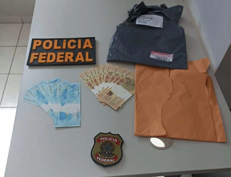 Apreensão de notas falsas