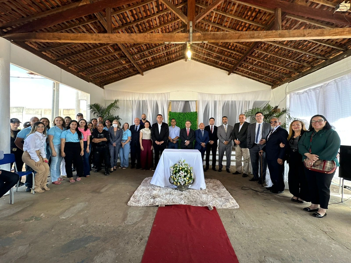 Casamento comunitário em penitenciária do Piauí