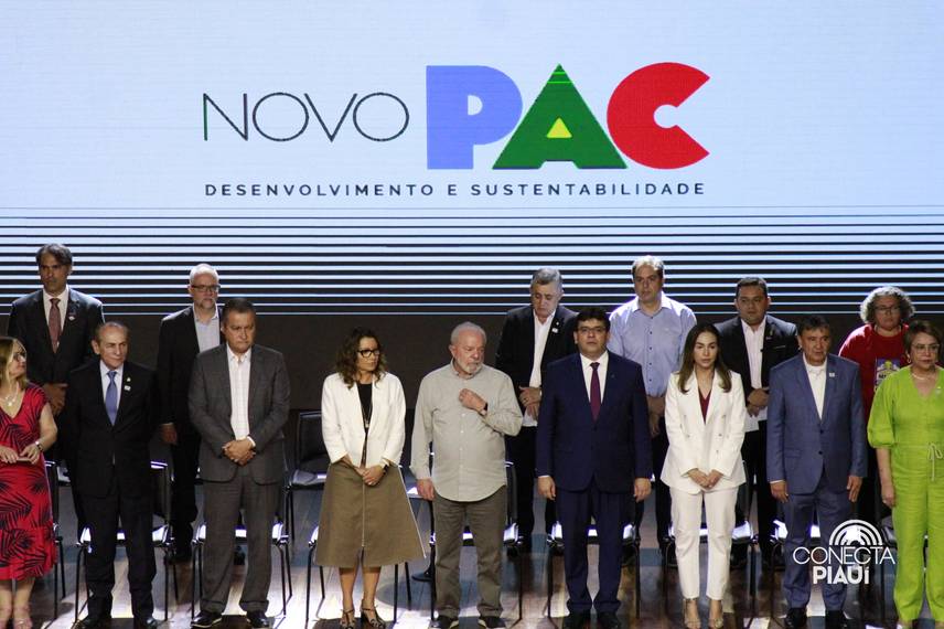 Lula visita Teresina para apresentar obras do PAC no Piauí Lula visita Teresina para apresentar obras do PAC no Piauí