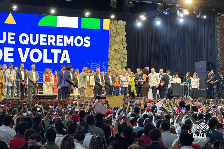 Lula visita Teresina para lançar programa Brasil sem Fome no Piauí Lula visita Teresina para lançar programa Brasil sem Fome no Piauí