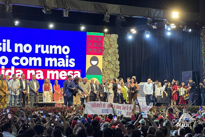 Lula visita Teresina para lançar programa Brasil sem Fome no Piauí Lula visita Teresina para lançar programa Brasil sem Fome no Piauí