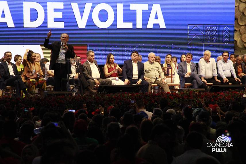Lula visita Teresina para lançar programa Brasil sem Fome no Piauí Lula visita Teresina para lançar programa Brasil sem Fome no Piauí