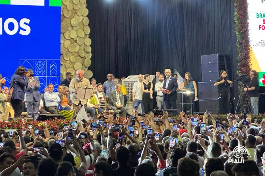 Lula visita Teresina para lançar programa Brasil sem Fome no Piauí Lula visita Teresina para lançar programa Brasil sem Fome no Piauí