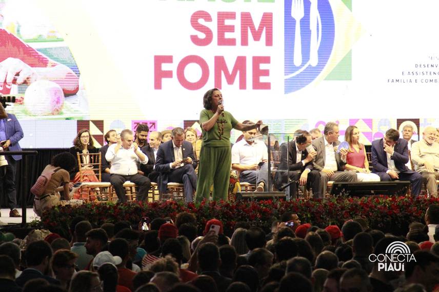 Lula visita Teresina para lançar programa Brasil sem Fome no Piauí Lula visita Teresina para lançar programa Brasil sem Fome no Piauí