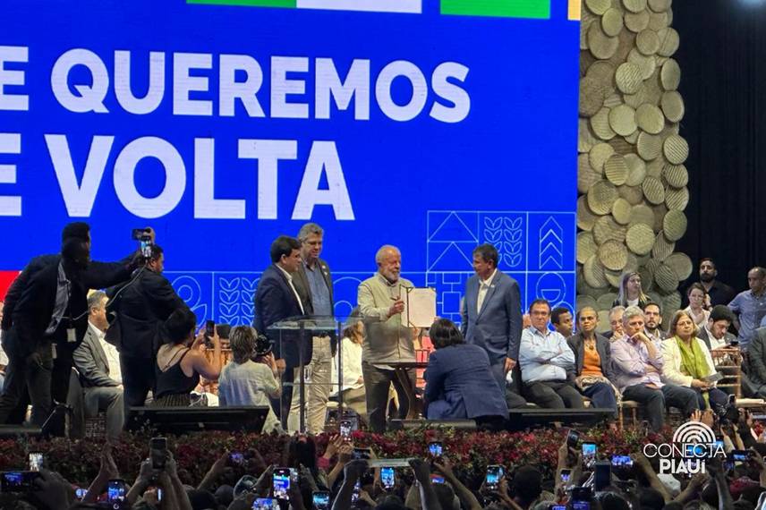 Lula visita Teresina para lançar programa Brasil sem Fome no Piauí Lula visita Teresina para lançar programa Brasil sem Fome no Piauí