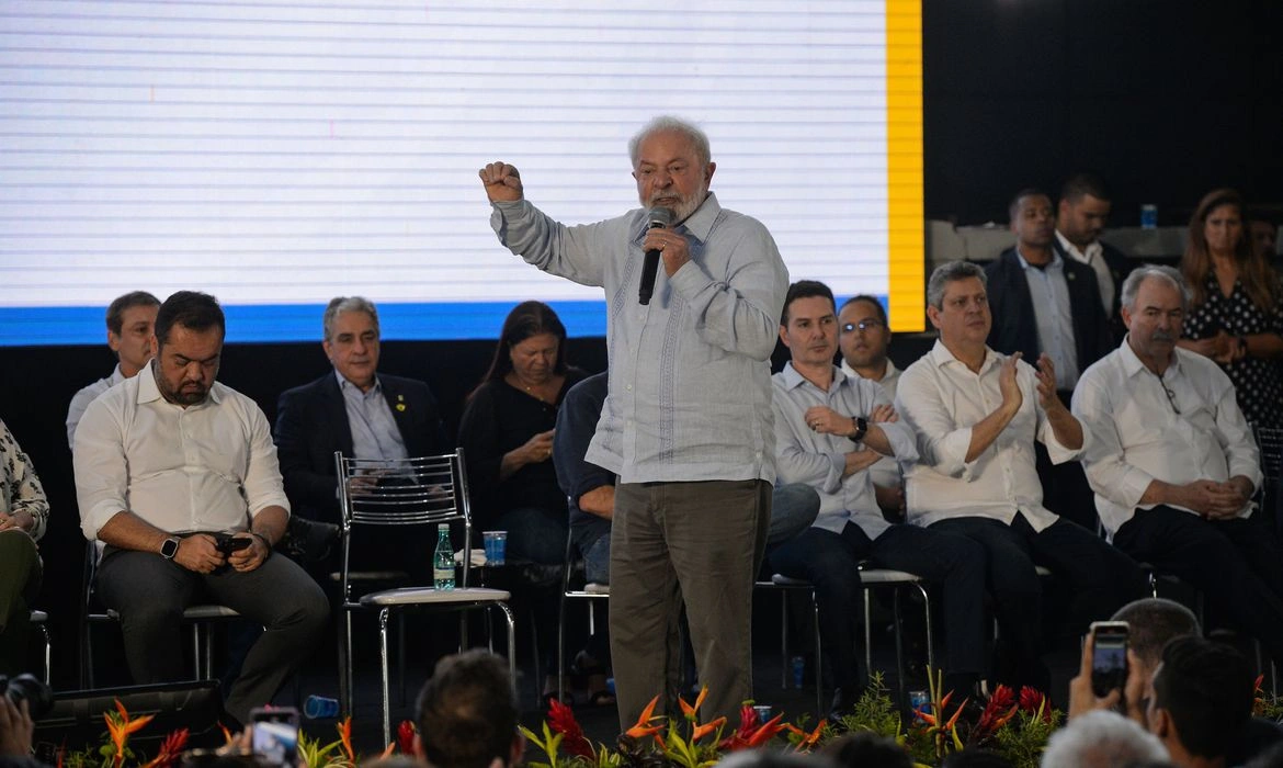 Presidente Lula em cerimônia no Rio Janeiro nesta quinta-feira (10)