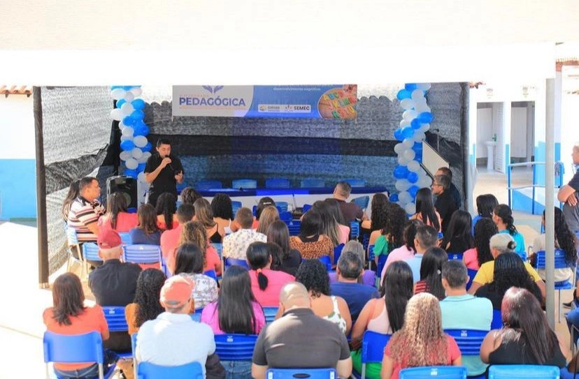Primeira jornada pedagógica em Currais