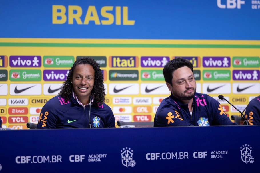 Rosana Augusto assumiu a Seleção Brasileira Feminina Sub-20; ela será a auxiliar de Arthur Elias nessa primeira convocação