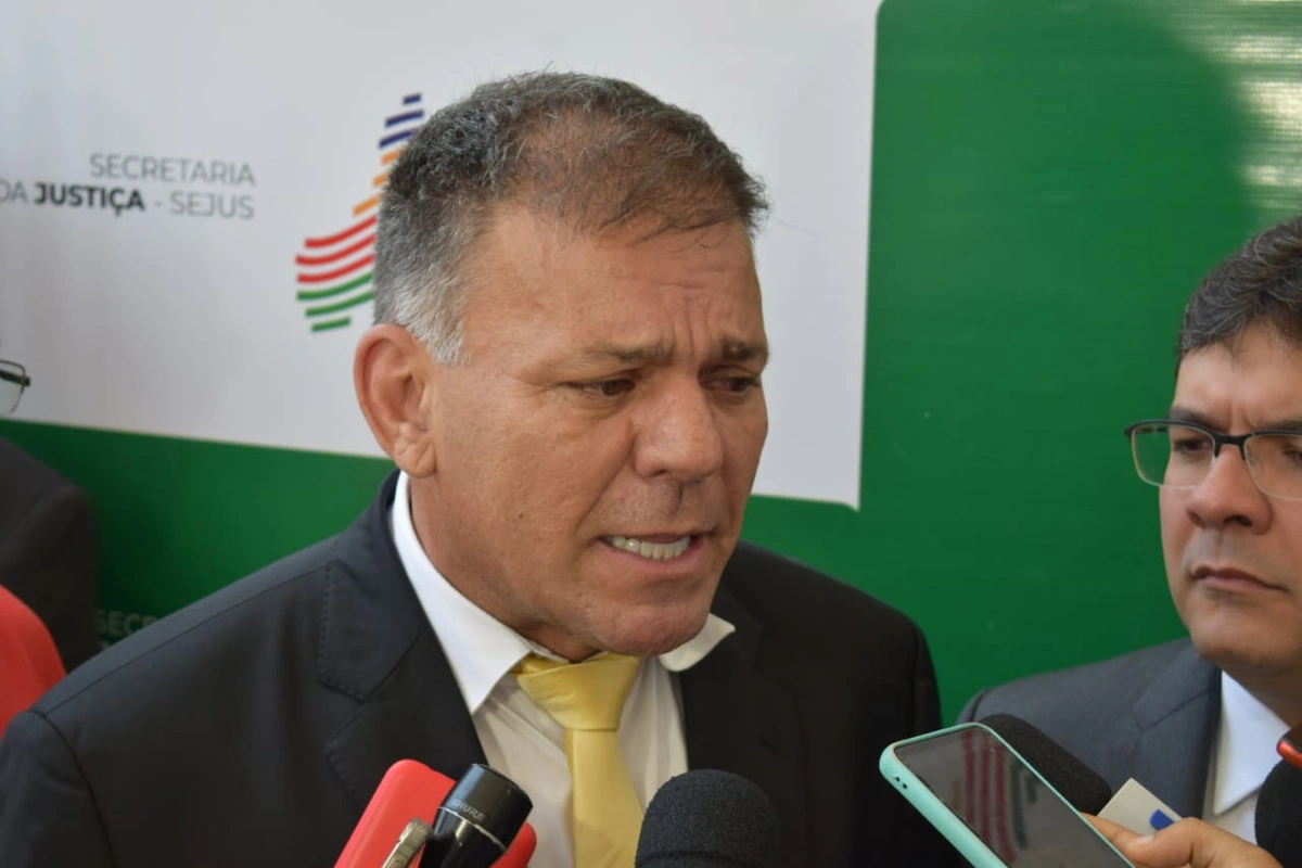 Secretário Carlos Augusto