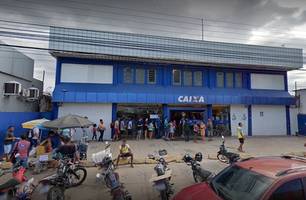 Com sistema fora do ar, clientes reclamam da Caixa Econômica de Timon (Foto: Reprodução)