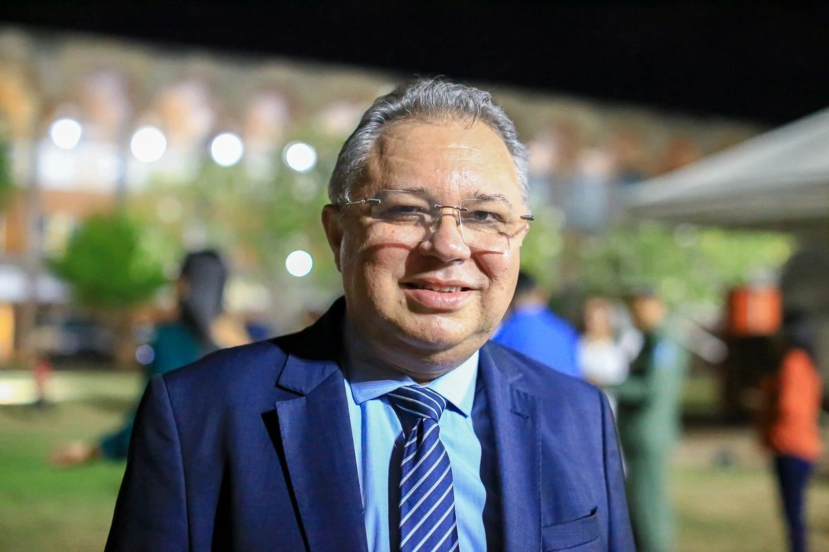 Deputado federal Florentino Neto