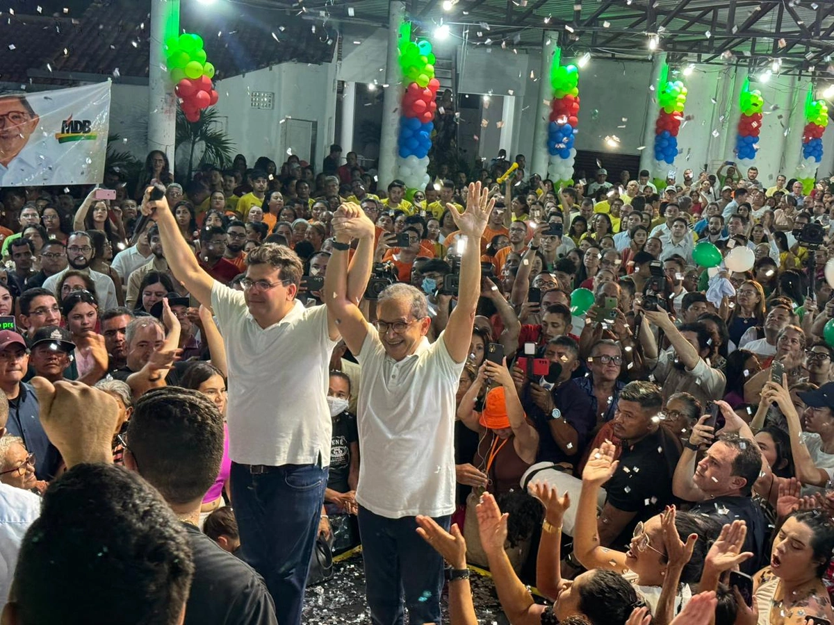 Dr. Hélio lança pré-candidatura em Parnaíba ao lado do governador Rafael Fonteles