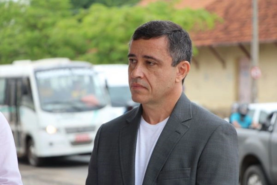 Edno Moura