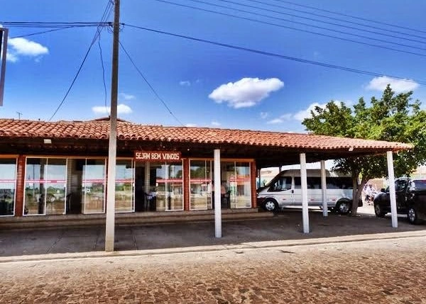 Ladrões rendem empresário em Campo Maior e roubam R$ 100 mil em joias