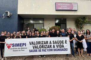 Paralisação foi deflagrada pelo SIMEPI nesta segunda-feira (29) (Foto: Reprodução)