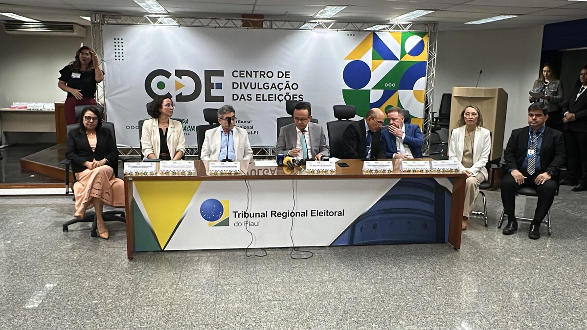 Coletiva no TRE