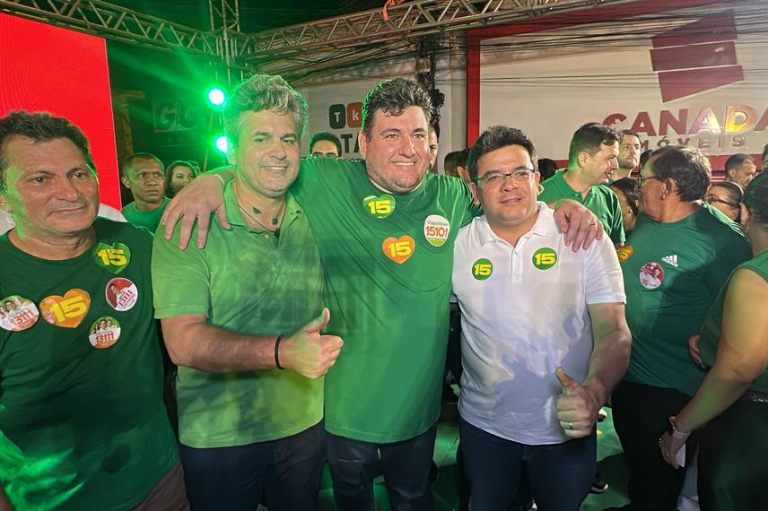 Dr. Pablo Santos realiza maior evento político da história de Picos Dr. Pablo Santos realiza maior evento político da história de Picos