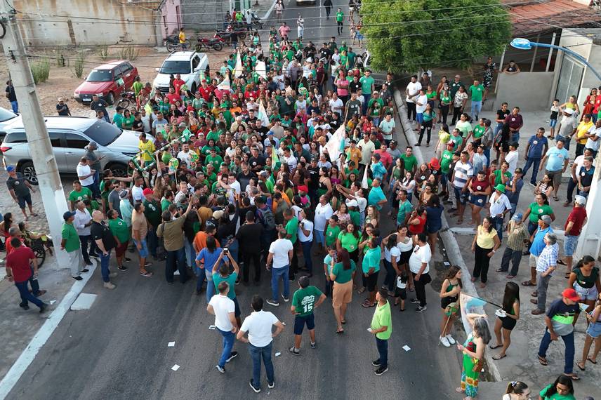 Em Massapê do Piauí, Dr. Wilton realiza grande evento ao lado de Rafael Fonteles Em Massapê do Piauí, Dr. Wilton realiza grande evento ao lado de Rafael Fonteles