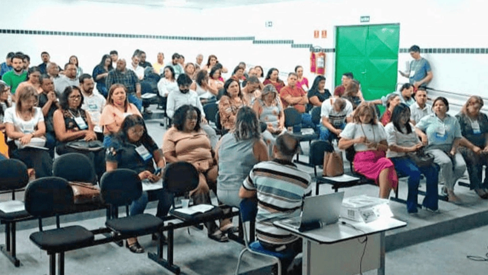 Estudantes de Palmeira do Piauí desenvolvem site que beneficia comunidade escolar