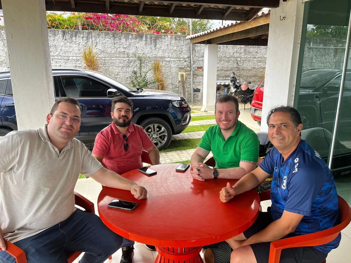 Eureliano Barros é reeleito presidente do Parnahyba Sport Club e promete revolução no clube